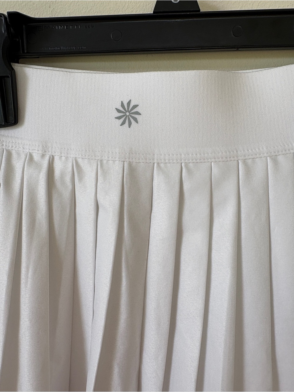 Athleta White and Red Pleated Tennis Skort - Picture 4 of 5